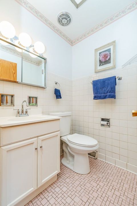 Tiny photo for 1222 Woodside Road, La Grange Park, IL 60526 (MLS # 12581217)