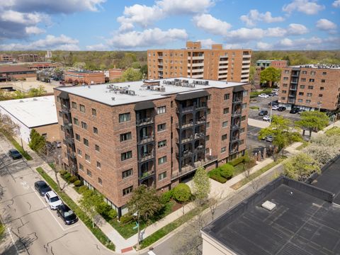 414 Clinton Place 603 River Forest IL 60305