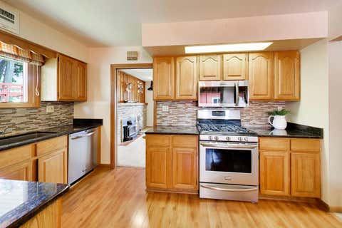 Tiny photo for 41588 N Illinois Street, Zion, IL 60099 (MLS # 12708605)