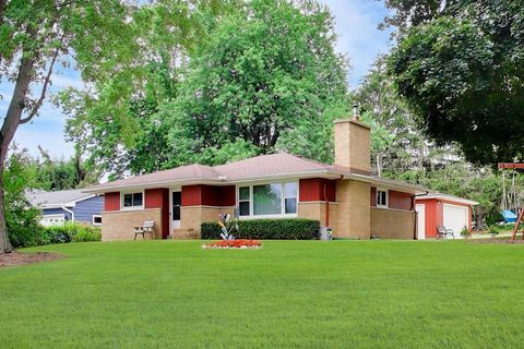 Photo of 41588 N Illinois Street, Zion, IL 60099 (MLS # 12708605)