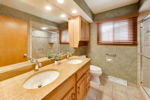 Tiny photo for 41588 N Illinois Street, Zion, IL 60099 (MLS # 12708605)