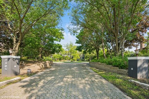 2305 Tennyson Lane Highland Park IL 60035