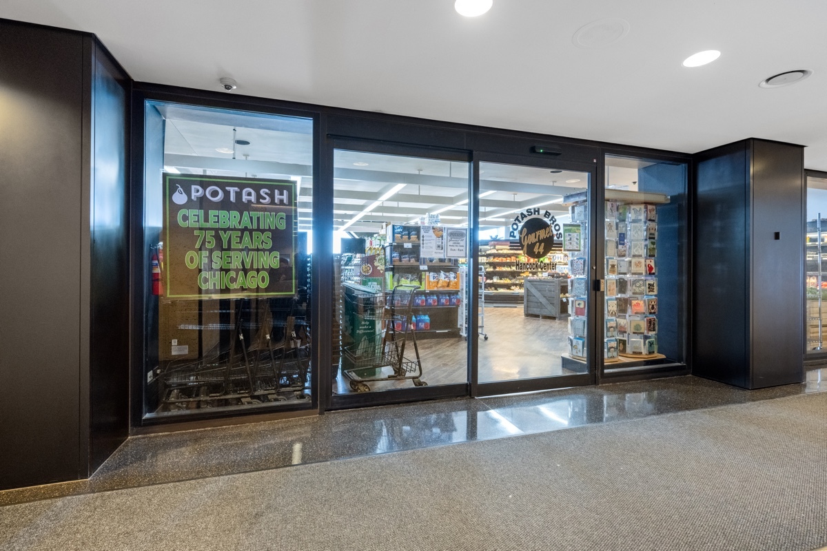 175 E Delaware Place 8401-02