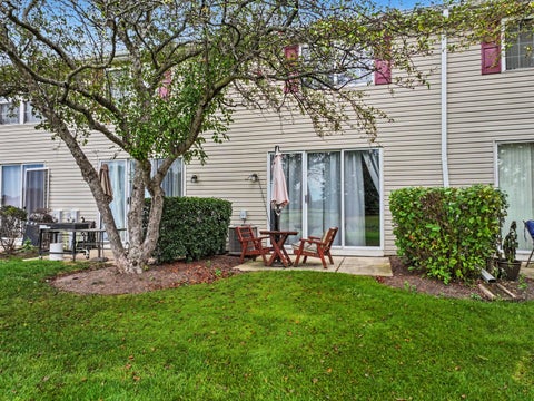 Tiny photo for 189 Polaris Drive, Lake In The Hills, IL 60156 (MLS # 12755294)