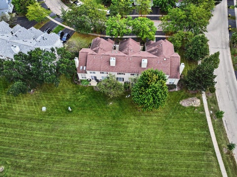 Tiny photo for 189 Polaris Drive, Lake In The Hills, IL 60156 (MLS # 12755294)