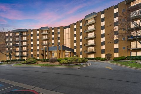 Photo of 700 N Bruce Lane #312, Glenwood, IL 60425 (MLS # 12490967)