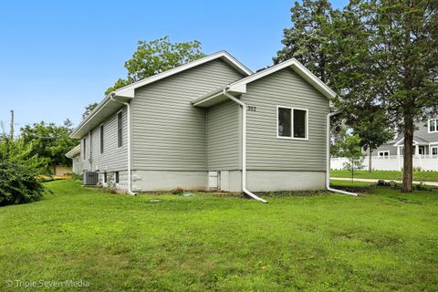 Tiny photo for 302 S Washington Street, Westmont, IL 60559 (MLS # 12476817)