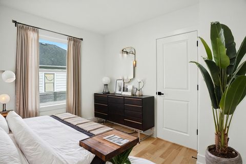 Tiny photo for 302 S Washington Street, Westmont, IL 60559 (MLS # 12476817)