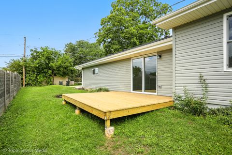 Tiny photo for 302 S Washington Street, Westmont, IL 60559 (MLS # 12476817)