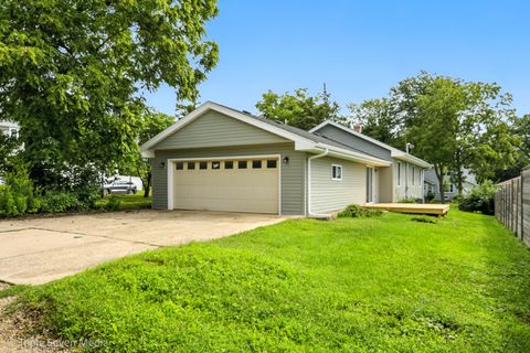 Tiny photo for 302 S Washington Street, Westmont, IL 60559 (MLS # 12476817)