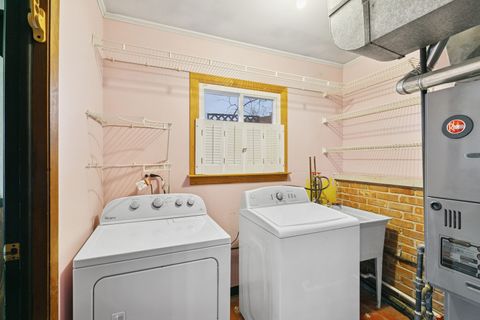 Tiny photo for 28 W Rocket Circle, Park Forest, IL 60466 (MLS # 12572372)