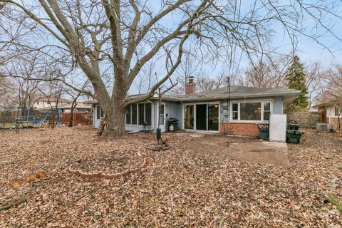 Tiny photo for 28 W Rocket Circle, Park Forest, IL 60466 (MLS # 12572372)