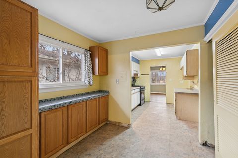 Tiny photo for 28 W Rocket Circle, Park Forest, IL 60466 (MLS # 12572372)