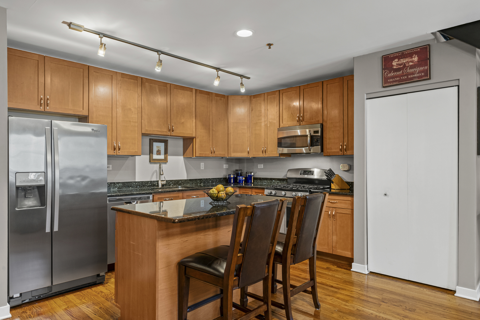 331 S Ridgeland Avenue B