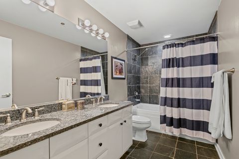 Tiny photo for 331 S Ridgeland Avenue #B, Oak Park, IL 60302 (MLS # 12495910)