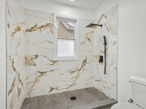 Tiny photo for 1516 S 5th Street, Rockford, IL 61104 (MLS # 12615587)