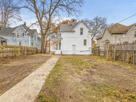 Tiny photo for 1516 S 5th Street, Rockford, IL 61104 (MLS # 12615587)