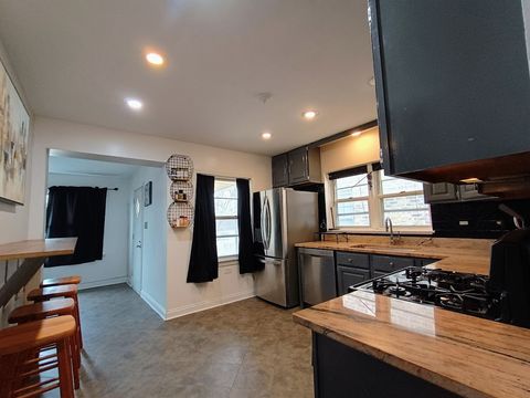 Tiny photo for 3905 N Odell Avenue, Chicago, IL 60634 (MLS # 12603540)