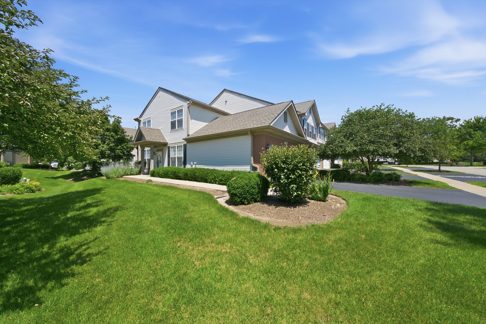 541 N Fox Trail 0