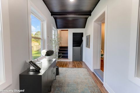 Tiny photo for 2508 Kenilworth Avenue, Berwyn, IL 60402 (MLS # 12531409)