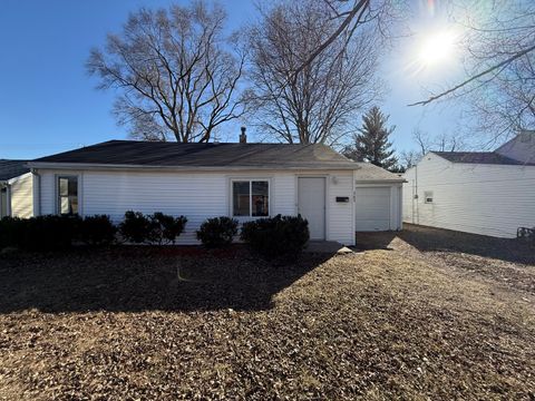 Tiny photo for 745 E Oak Street, Watseka, IL 60970 (MLS # 12570615)