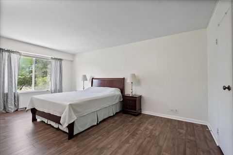 Tiny photo for 7141 N Kedzie Avenue #406, Chicago, IL 60645 (MLS # 12461950)