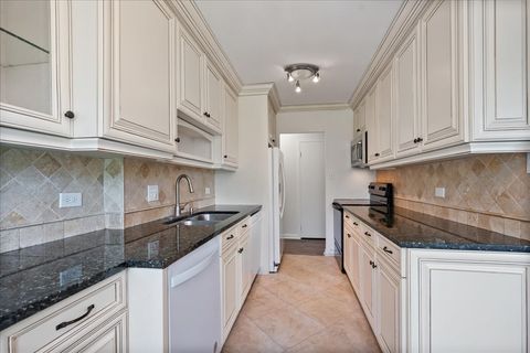 Tiny photo for 7141 N Kedzie Avenue #406, Chicago, IL 60645 (MLS # 12461950)