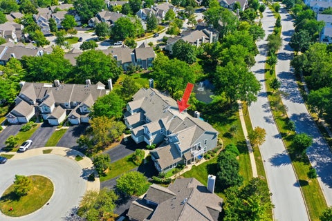 Tiny photo for 943 Little Falls Court #943, Elk Grove Village, IL 60007 (MLS # 12753710)
