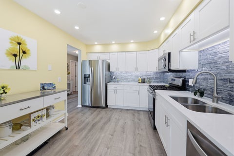 Tiny photo for 943 Little Falls Court #943, Elk Grove Village, IL 60007 (MLS # 12753710)