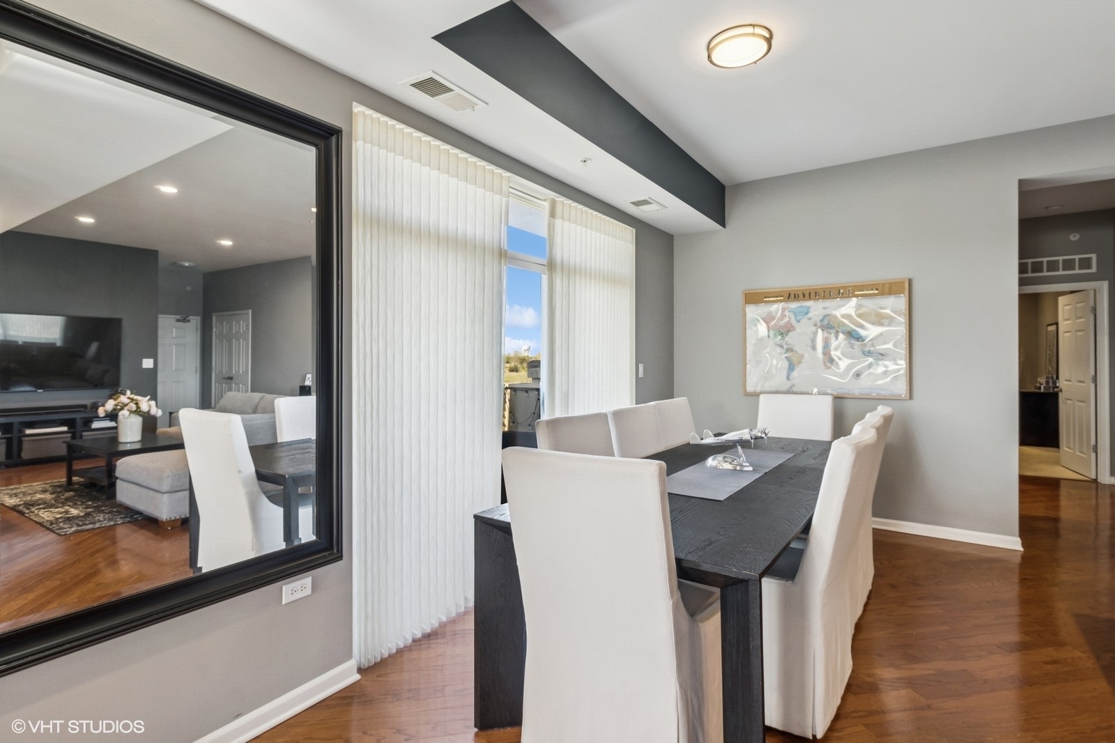 77 N Quentin Road 401