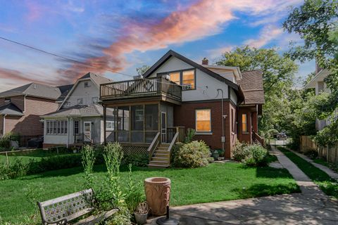 Tiny photo for 10226 S Hoyne Avenue, Chicago, IL 60643 (MLS # 12461422)