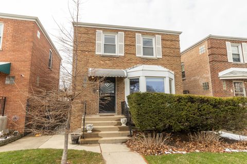 6552 N Troy Street Chicago IL 60645