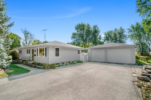 Photo of 403 Corri Lane, Plano, IL 60545 (MLS # 12473172)