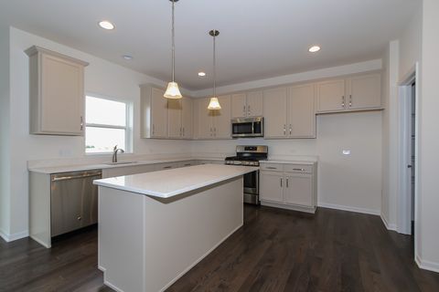 Tiny photo for 516 Endicott Road, South Elgin, IL 60177 (MLS # 12477930)