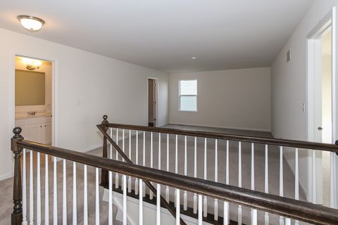 Tiny photo for 516 Endicott Road, South Elgin, IL 60177 (MLS # 12477930)