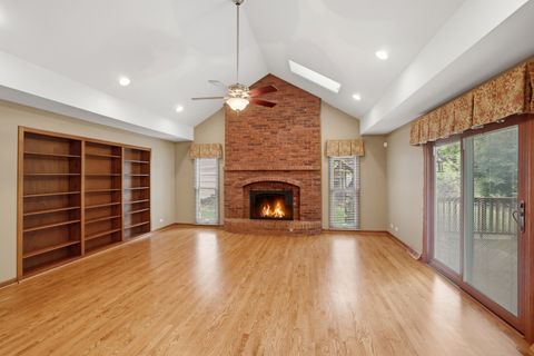 Tiny photo for 2528 Sun Valley Road, Lisle, IL 60532 (MLS # 12682201)