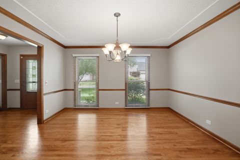 Tiny photo for 2528 Sun Valley Road, Lisle, IL 60532 (MLS # 12682201)