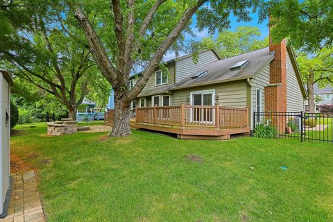 Tiny photo for 2528 Sun Valley Road, Lisle, IL 60532 (MLS # 12682201)