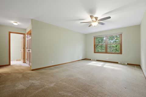Tiny photo for 2528 Sun Valley Road, Lisle, IL 60532 (MLS # 12682201)
