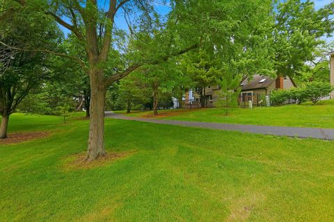 Tiny photo for 2528 Sun Valley Road, Lisle, IL 60532 (MLS # 12682201)