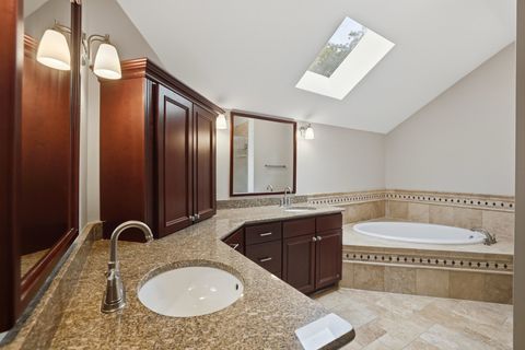 Tiny photo for 2528 Sun Valley Road, Lisle, IL 60532 (MLS # 12682201)