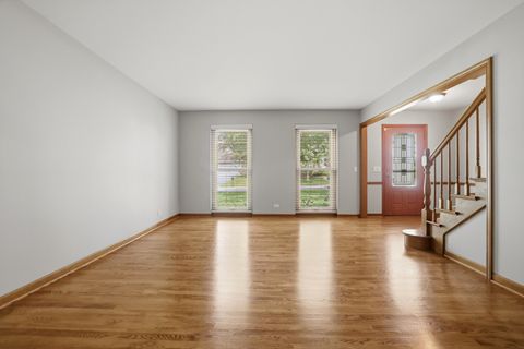 Tiny photo for 2528 Sun Valley Road, Lisle, IL 60532 (MLS # 12682201)