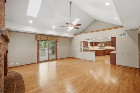 Tiny photo for 2528 Sun Valley Road, Lisle, IL 60532 (MLS # 12682201)