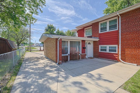 Tiny photo for 3046 S 24th Avenue #2, Broadview, IL 60155 (MLS # 12670525)