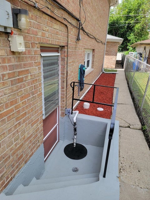 Tiny photo for 3046 S 24th Avenue #2, Broadview, IL 60155 (MLS # 12670525)