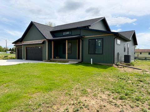 Tiny photo for 1819 Zara Trce, Clinton, IA 52732 (MLS # 12636215)