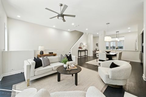 Tiny photo for 460 W Superior Street #7, Chicago, IL 60654 (MLS # 12460900)