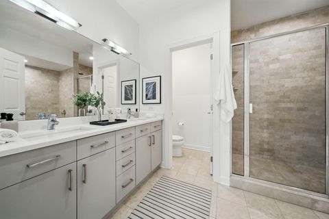 Tiny photo for 460 W Superior Street #7, Chicago, IL 60654 (MLS # 12460900)