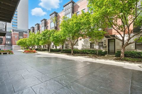 Tiny photo for 460 W Superior Street #7, Chicago, IL 60654 (MLS # 12460900)