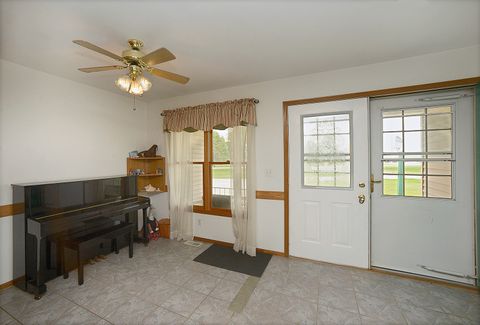 Tiny photo for 2098 N 15th Road, Streator, IL 61364 (MLS # 12386376)